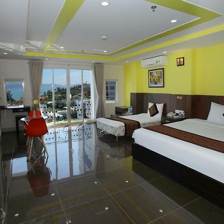 Melyna Hotel Nha Trang Bagian luar foto