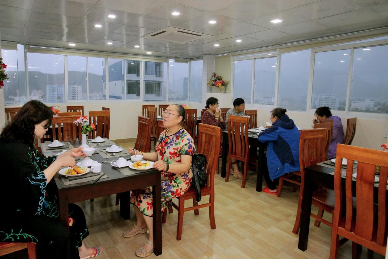 Melyna Hotel Nha Trang Bagian luar foto