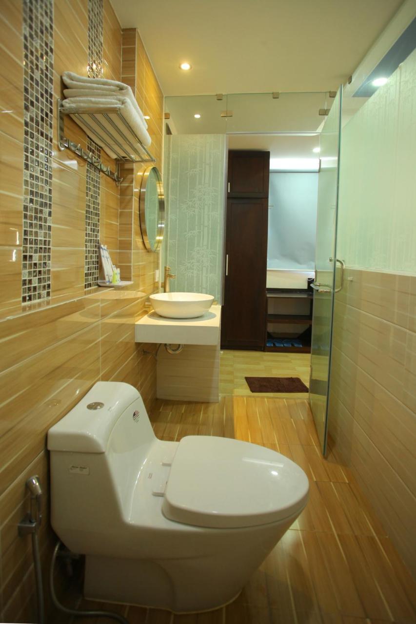 Melyna Hotel Nha Trang Bagian luar foto