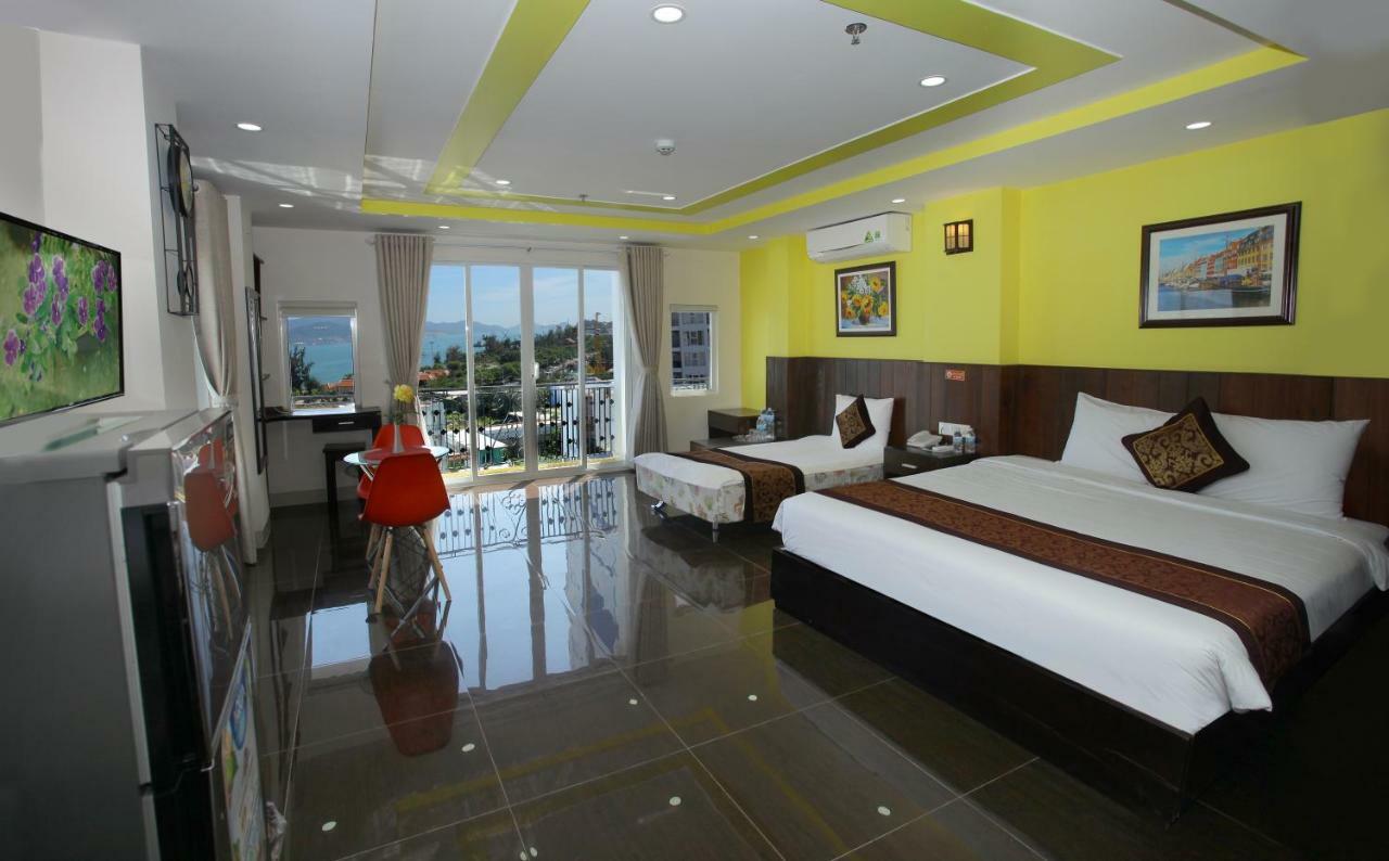 Melyna Hotel Nha Trang Bagian luar foto