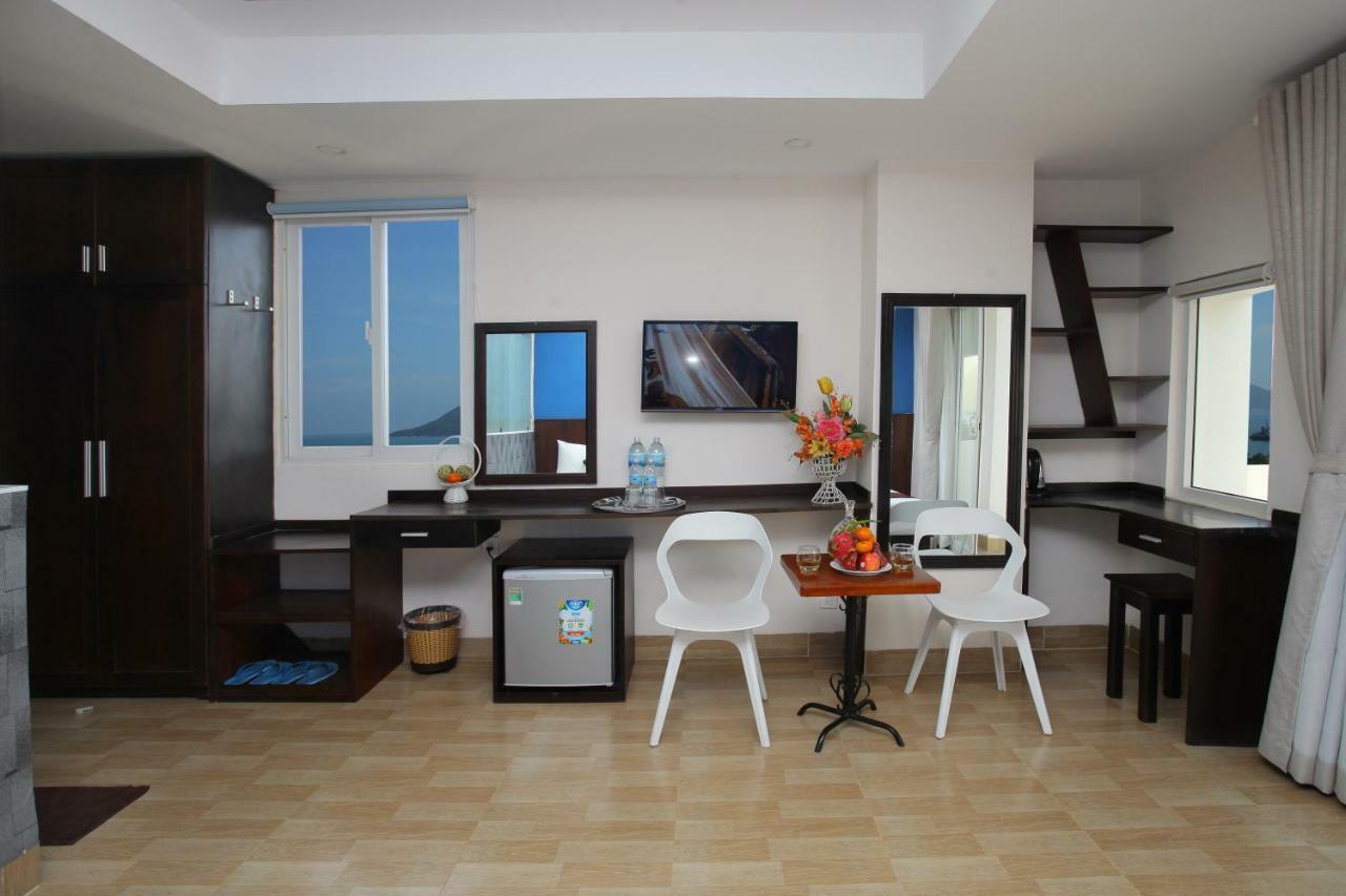 Melyna Hotel Nha Trang Bagian luar foto